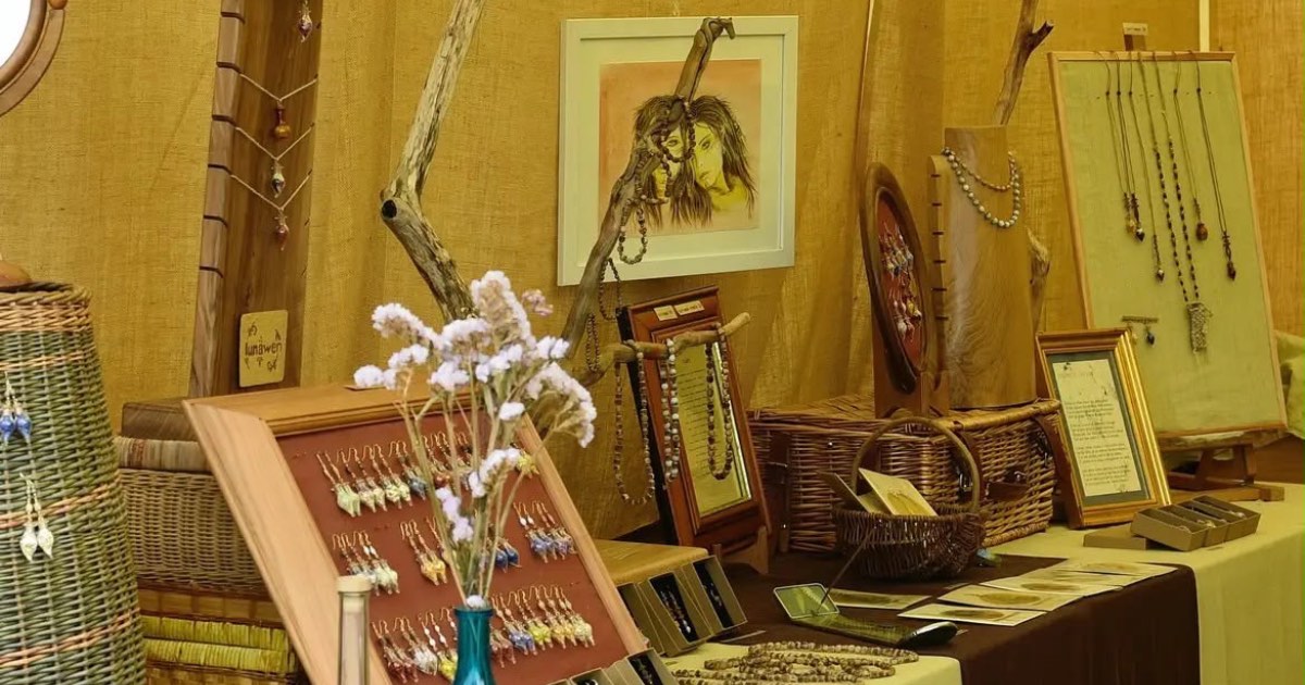 Bijoux et arts inspirés de la Nature – Azüria & Lünawen
