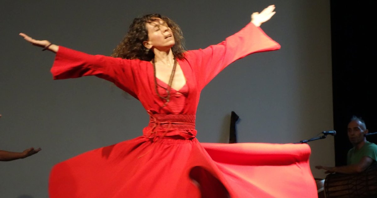 Delphine Jaya – Danse Soufie de Tournoiement